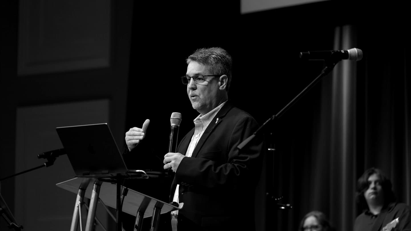 Ron Gordon speaking at a Christian education event